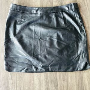 GAP faux leather skirt